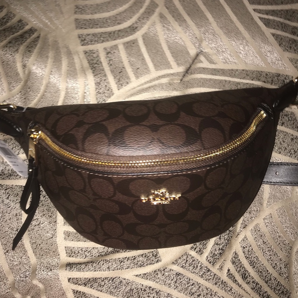 NWT COACH BELT BAG IN SIGNATURE CANVAS